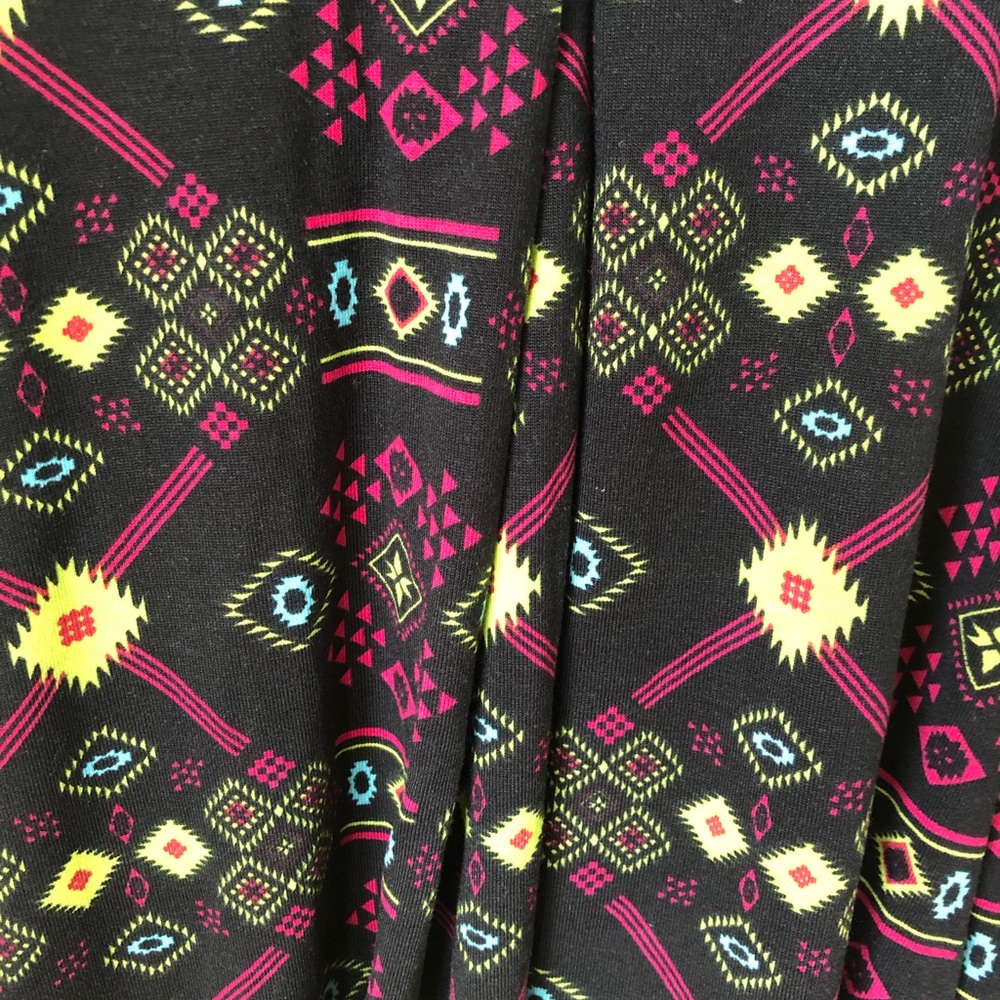 Lularoe LLR Madison pleated skirt - Picture 2 of 3